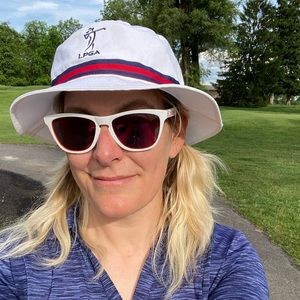 Meet your Posher, Casey